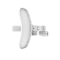 LiteBeam 2x2 MIMO airMAX AC GEN2 CPE hasta 450 Mbps, 5 GHz (5150 - 5875 MHz) con antena integrada de 23 dBi