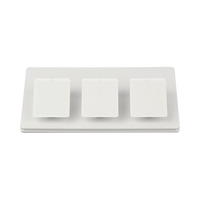 Base de mesa para controles PICO, para 3 espacios.