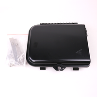Cierre de Empalme para 24 fusiones de fibra óptica, Interior/Exterior, 3 Entradas para Cable Ø 6-12mm, con 8 acopladores SC/APC y splitter 1x8 SC/APC Incluido, IP65