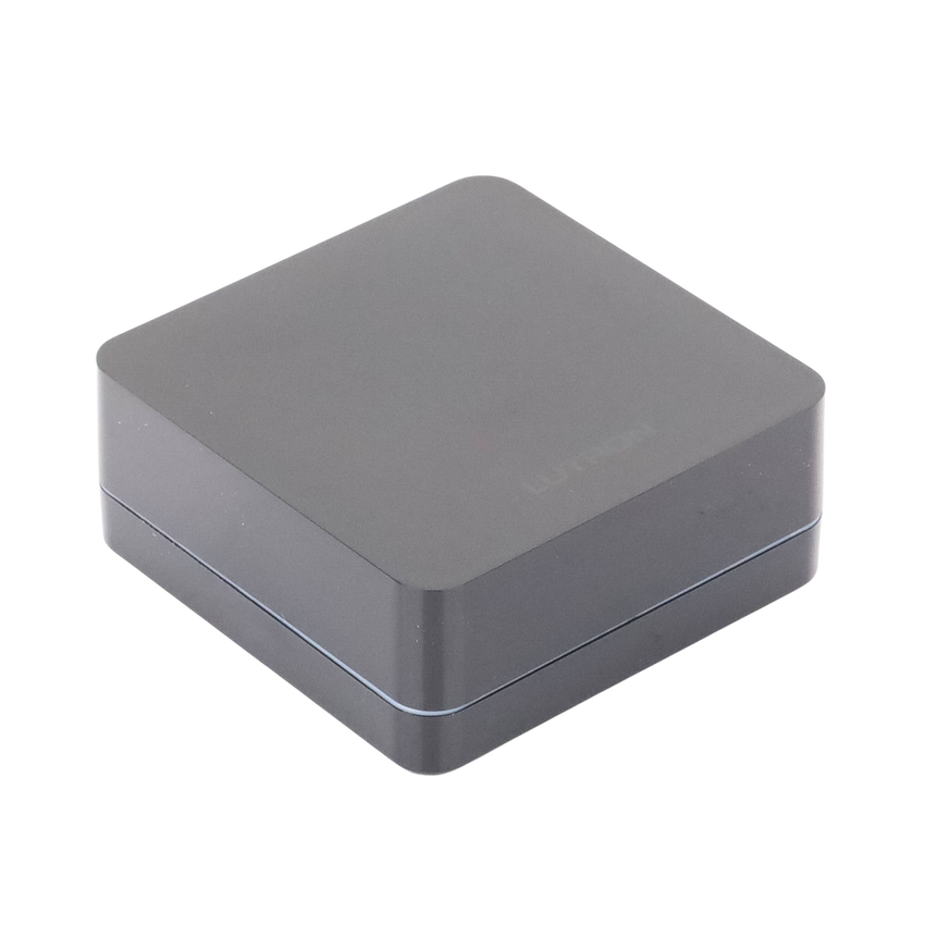 (RA2 Select) Repetidora inalámbrica para controlador principal, agregue hasta 4 al receptor principal RRSELREP2BL.