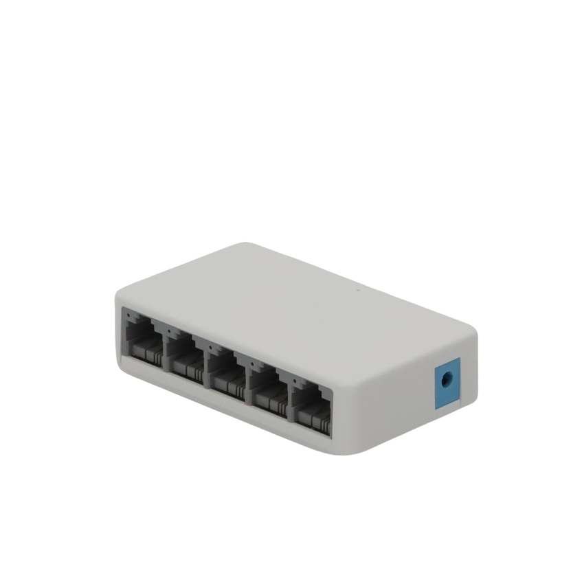 Switch NO Administrable / Para escritorio /  5 puertos 10/100 Mbps / Diseño Compacto / Plug and Play