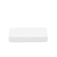 Switch NO Administrable / Para escritorio / 8 puertos 10/100 Mbps / Diseño Compacto / Plug and Play