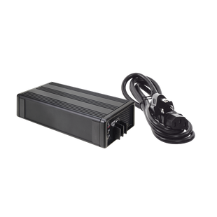 Cargador para Baterías de Plomo Ácido y Litio / 13.5A / 12V / Bancos de 55 a 180 Ah/ Con cable de alimentación