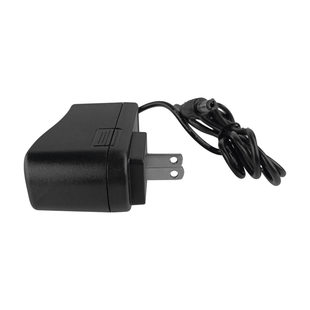 Fuente de Poder de 6 Vcc / 1 A / Voltaje de Entrada de 100-240 Vca / Para Usos Múltiples/  Video Vigilancia, Acceso, Asistencia, Alarmas, Etc.