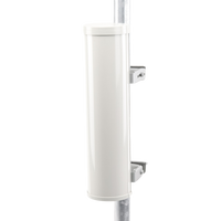 Estación base grado industrial PMP 450i IP-67, filtro dinámico para interferencia 4900-5925 MHz con antena de 90 grados, hasta 300 Mbps. (PN: C050045A005A)