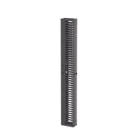 Organizador Vertical PatchRunner™, Sencillo (Solo Frontal), Para Rack Abierto de 45 Unidades, 6 in de Ancho, Color Negro