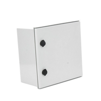 Gabinete de Poliéster IP65 Uso en Intemperie (400 x 400 x 200 mm) con Placa Trasera Interior de Plástico (Incluye Chapa y Llave).