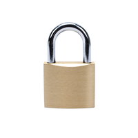 Candado de Latón Cuerpo 40 x 40 mm Con 3 Llaves. Diam. de Perno: 6.2 mm