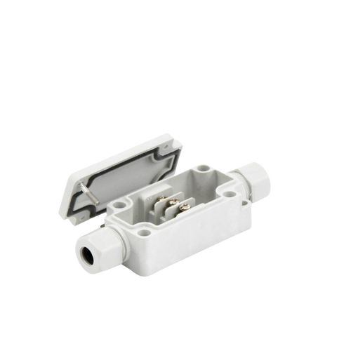 Caja de Conexión Exterior con Terminales Intermedias para 3 Líneas (Tornillo simple). Incluye Glándulas.