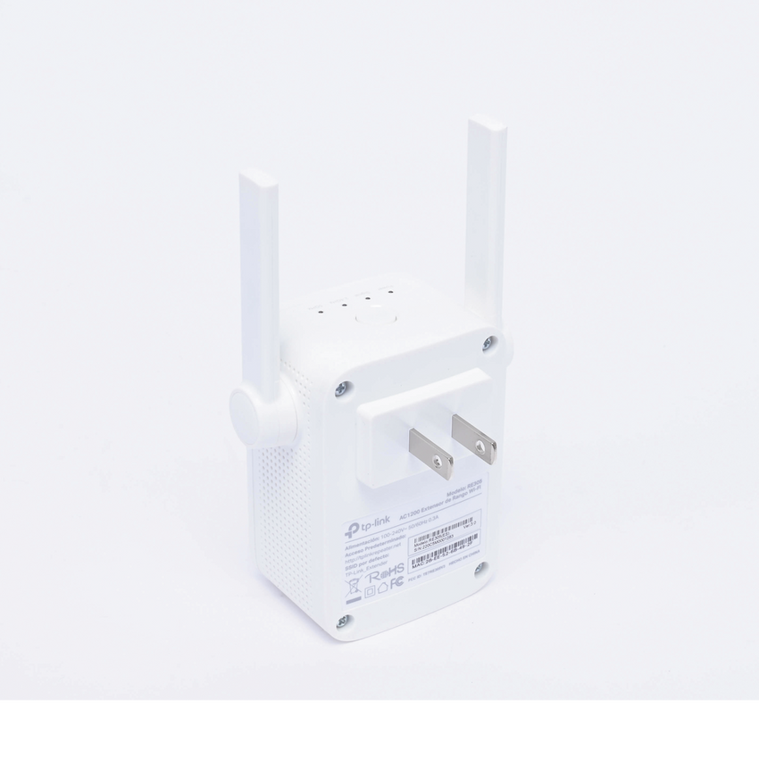 Repetidor / Extensor de Cobertura WiFi AC, 1200 Mbps, doble banda 2.4 GHz y 5 GHz, con 1 puerto 10/100 Mbps, con 2 antenas externas