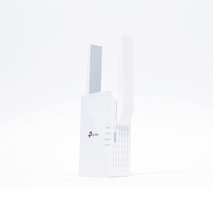 Repetidor / Extensor de Cobertura WiFi AX 1500 Mbps, doble banda 2.4 GHz y 5 GHz, con 1 puerto 10/100/1000 Mbps