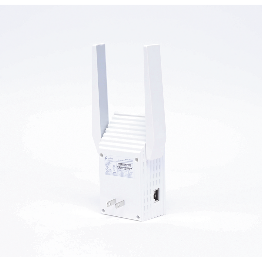 Repetidor / Extensor de Cobertura WiFi AX 1500 Mbps, doble banda 2.4 GHz y 5 GHz, con 1 puerto 10/100/1000 Mbps