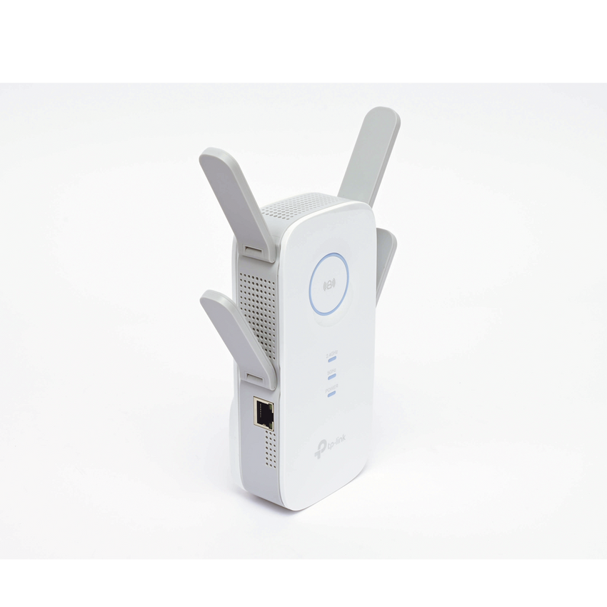 Repetidor / Extensor de Cobertura WiFi AC, 2600 Mbps, doble banda 2.4 GHz y 5 GHz, con 1 puerto 10/100/1000 Mbps, 4 antenas externas