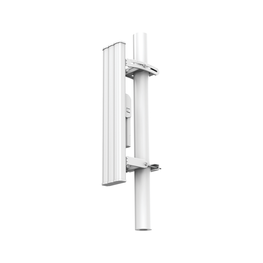 Antena Sectorial de 90° AirMetro con 20 dBi en Banda 5Ghz (5150-5850 Mhz) Slant 45° Compatibilidad Multi-Marca para enlaces Multipunto, Conectores SMA Hembra Inverso.