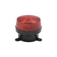 Mini estrobo color Rojo con montaje de pestaña.