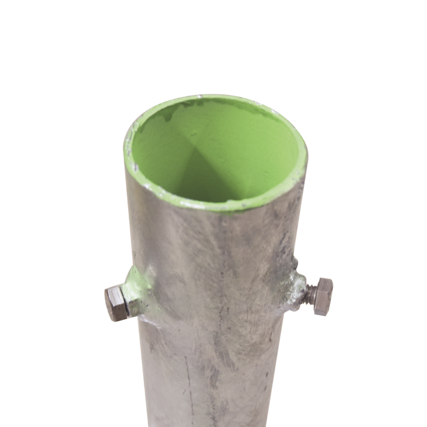 Base para Mástil Hasta 2" con Opresores, Base de 30 x 30 cm y Tubo de 50 cm Ced. 30. Galv. Inmersión.