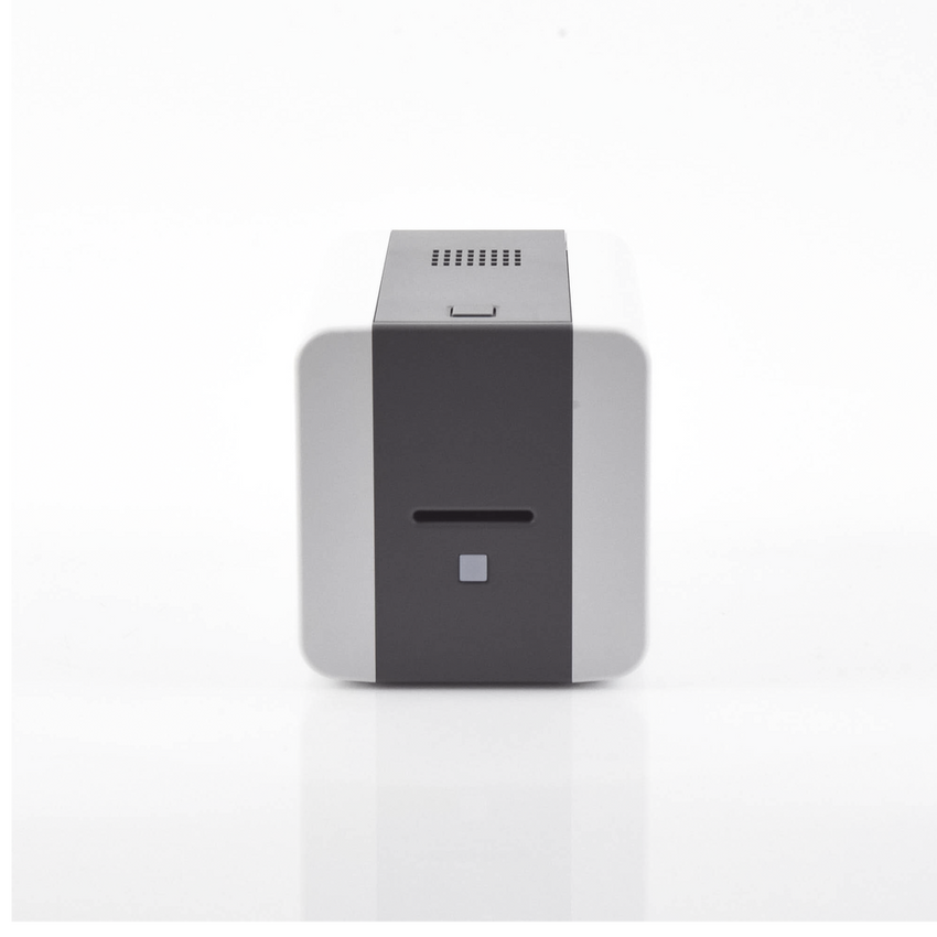 Impresora de Tarjetas Semi- automática SMART21 / Ingreso de Tarjetas Manual/Incluye Ribbon, Software y 100 Tarjetas PVC