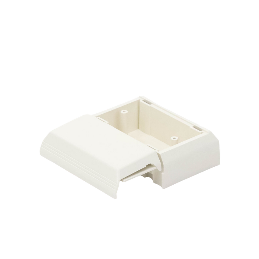 Caja Superficial Con Bisagras de Instalación a Presión, Para Canaletas T45, Material PVC Rígido, Color Blanco Mate