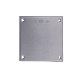 Tapa cuadrada ciega de aluminio para caja cuadrada.