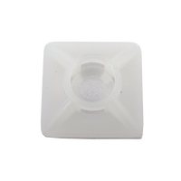 Base Autoadherible para Cinchos Práctica y Eficiente para la Organización y Fijación de Cables, Fabricada en Nylon Resistente y de Color Natural con una Medida de 19x19 mm, Paquete con 100 Piezas (4210-00001)