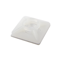 Base Autoadherible para Cinchos Práctica y Eficiente para la Organización y Fijación de Cables, Fabricada en Nylon Resistente y de Color Natural con una Medida de 19x19 mm, Paquete con 100 Piezas (4210-00001)