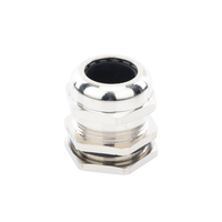 Conector Metálico Tipo Glándula para Cable de 13 a 18 mm de Diámetro.