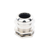 Conector Metálico Tipo Glándula para Cable de 13 a 18 mm de Diámetro.