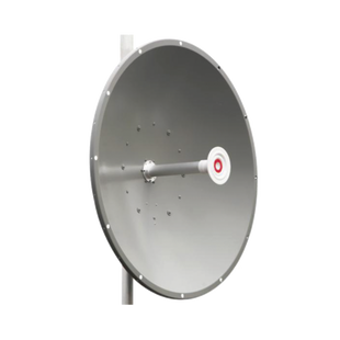 Antena direccional de 3 ft, 5.1 a 7.1 GHz, Ganancia 34 dBi, Conectores RP-SMA Hembra, Polarización doble, incluye montaje para torre o mástil