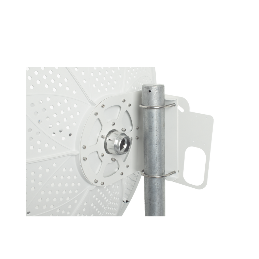 Antena direccional para C5x, C6x, B6X y B5x, Guía de onda para mantener la integridad de la señal y minimiza la pérdida en transmisión , 4.9 - 6.5 GHz, 3 ft, Ganancia de 34 dBi, Montaje incluido