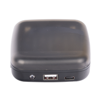 Power bank y Cargador para baterías 2 en 1,  carga individual y/o  simultánea hasta 4 baterías,  (AA y AAA, Ni-MH y Li-Ion)