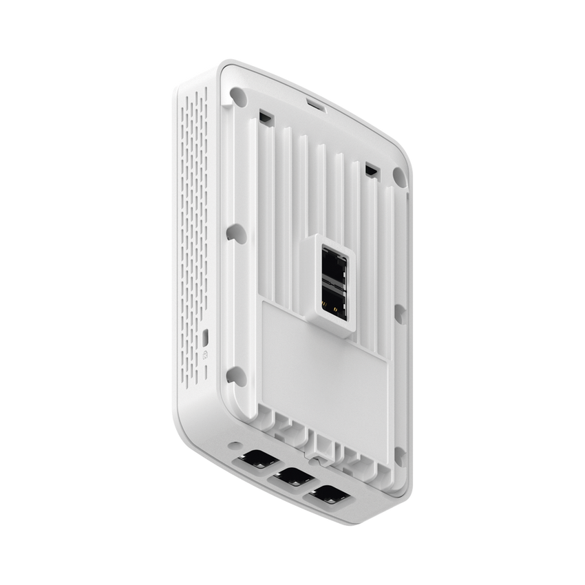 Punto de Acceso Empresarial Wi-Fi 6 / Con diseño para Pared /  3 Puertos Gigabit (1 con Salida PoE) / Doble banda en ( 2.4 y 5 GHz) / Hasta 2.5 Gbps / Gestión desde la Nube / Alimentación PoE af