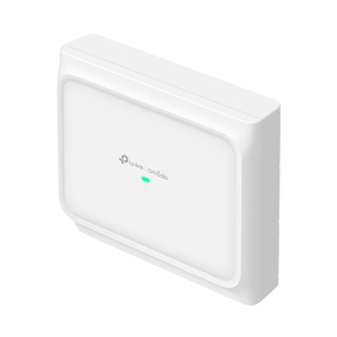 Access Point WiFi 6 Outdoor AX3000 / 2402 Mbps 5 GHz + 574 Mbps 2.4 GHz / Antenas Direccionales 30ºH-30ºV, 12 dBi 2.4 GHz + 15 dBi 5 GHz / IP68 / -30°C a +70°C / PoE+ 802.3at / Omada Cloud Management / 802.11k/v/r Roaming