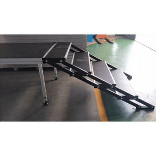 ESCALERA PARA TARIMA | 1.7 METROS