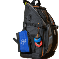 Mochila Profesional para Herramientas / 27 Bolsillos / Acceso Rápido y Estación de Trabajo / Base Moldeada Ancha / Interior Naranja / USB-C / Soporte para Lámpara