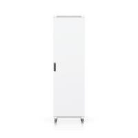 UACC Rack Cabinet 42U (600 × 800 mm) – Gabinete de Piso Totalmente Ensamblado con Ventiladores Integrados, Paneles Removibles, Ruedas con Seguro y Puerta Frontal de Vidrio Templado
