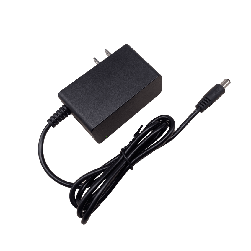 Adaptador de Corriente DC / 5V 3A 15W / Entrada 100-240V AC / Protección Sobre-Corriente y Cortocircuito / LED Indicador / Plug 5.5mm x 2.1mm