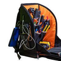 Mochila Profesional para Herramientas / 27 Bolsillos / Acceso Rápido y Estación de Trabajo / Base Moldeada Ancha / Interior Naranja / USB-C / Soporte para Lámpara