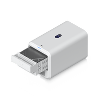 UniFi UNAS-2 – Almacenamiento en Red (NAS) Compacto con 2 Bahías para HDD de 3.5”, Puerto de Red 2.5 GbE, Conectividad USB-C y Adaptador PoE++ Incluido