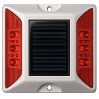 Luz LED para señalizacion de carreteras AC-LED / 6 LED Ultrabrillantes Intermitentes / Autonomía 108 Horas / Distancia Visual 800 m / IP68 / Capacidad de Carga 20000 kg / Temperatura -25°C a +75°C