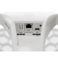 CPE para exteriores de largo alcance con Wi-Fi 6, ideal para enlaces punto a punto, disponible en una versión de 27 dBi (XL).
