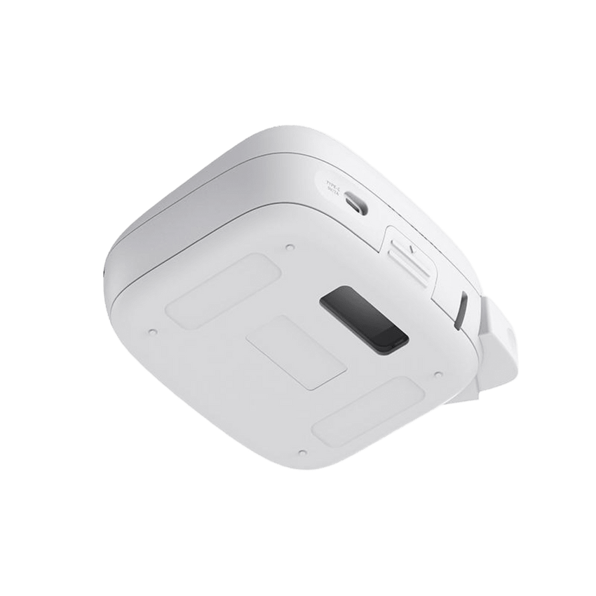 Impresora de Etiquetas Portátil / Térmica 203 ppp / Bluetooth / Pantalla LCD / QWERTY + App / 10 mm Ancho / USB-C / Batería AAA