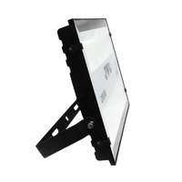 Reflector LED Ultradelgado de  200 W / Dimensiones 390 x 335 mm / 110 - 240 V CA~ 50/60Hz / Ultra delgado / Uso en exterior - interior.