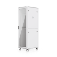 UACC Rack Cabinet 42U (600 × 800 mm) – Gabinete de Piso Totalmente Ensamblado con Ventiladores Integrados, Paneles Removibles, Ruedas con Seguro y Puerta Frontal de Vidrio Templado