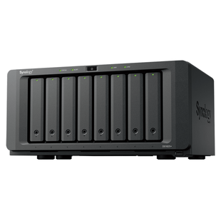 NAS DiskStation DS1825+ | 8 Bahías | AMD Ryzen V1500B | 8 GB DDR4 ECC | Hasta 2,239 MB/s Lectura | 2 Puertos 2.5GbE | Expansión PCIe 3.0 | Compatible con 10GbE y 25GbE | Caché SSD M.2 | Synology DSM.