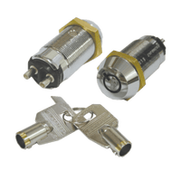 Interruptor de Llave Tubular / Diseño "See-Saw'"Anti retorcimiento / Carcasa de Aleación de Zinc Cromado / Contactos Plateados con Tratamiento Anti-Sulfuración / Base de Bachelita / Terminales Redondos / 2A@12VDC