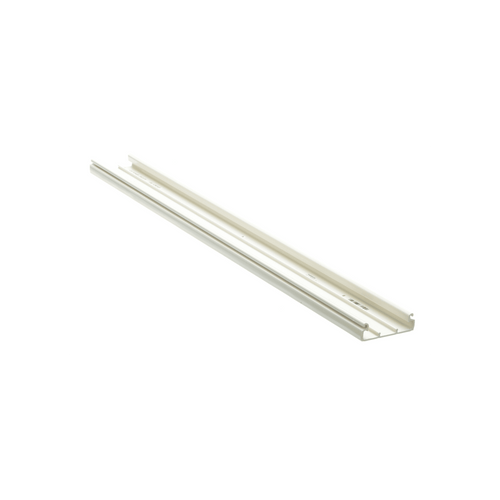 Base para canaleta T-45, de PVC rígido, con orificios perforados para montaje, 60.3 x 18.5 x 2400 mm, Color Blanco