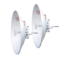 1 Antena Direccional de alto rendimiento / diámetro  de 60 cm / 5.9-7.2 GHz / Ganancia 30 dBi / SLANT de 45 ° y 90 ° / Ideal para 30 km / Conector N-Hembra / Montaje  y jumpers incluidos.