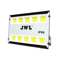 Reflector LED Ultradelgado de  200 W / Dimensiones 390 x 335 mm / 110 - 240 V CA~ 50/60Hz / Ultra delgado / Uso en exterior - interior.