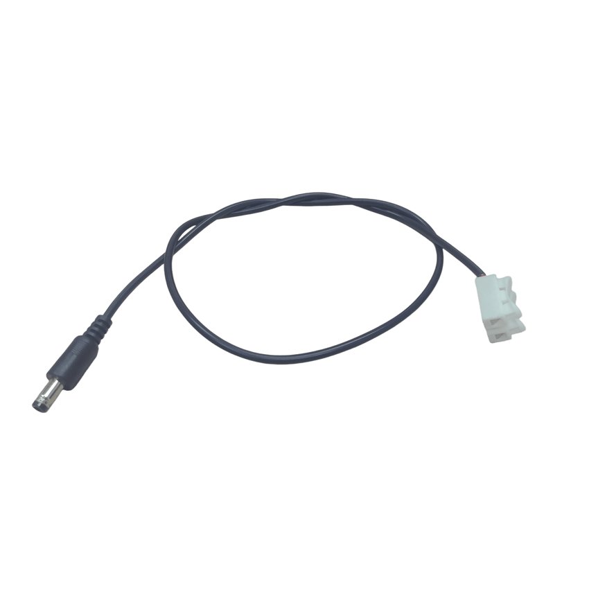 Cable con Conector Macho (Pigtail) | Forro Negro | Terminal Blanca | Alimentación para Vcc con Puntas Libres | Polarizado | Largo 22 cm ( 8.66 Pulgadas)  | Calibre 22AWG.