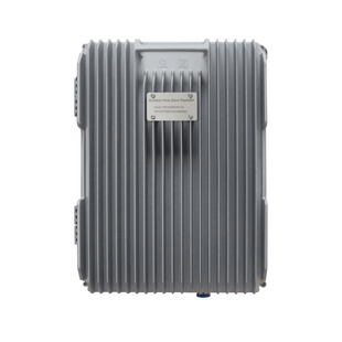 COBERTURA DE HASTA 5 km / Amplificador de Señal Celular / Banda 5, 850 MHz / 20 Watts de Potencia / Banda Ancha Multioperador / Protección Autoexcitación / Monitoreo USB / Gabinete IP65.